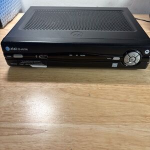ARRIS AT&T U-Verse VIP-2250 HD DVR Cable Box Receiver With POWER ADAPTER